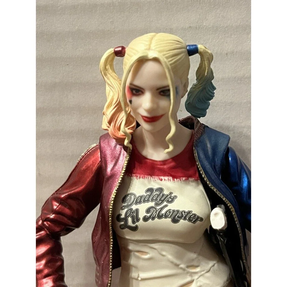 DC Comics Suicide Squad Harley Quinn  Figure 2017